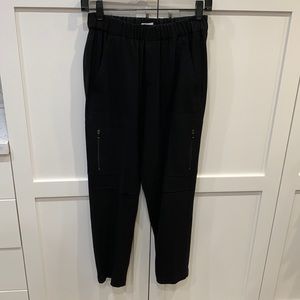 Vince silk like black pants size 4